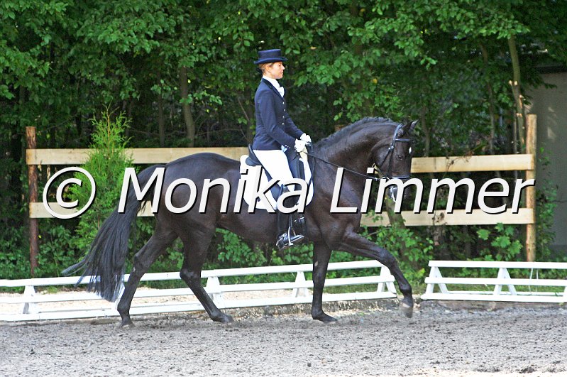 009M4576_Sandro Khan_Dresspf_L_e_.jpg